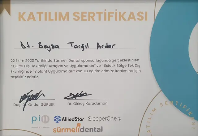 Dijital diş hekimliği uygulamaları ve estetik bölgede tek diş implantı katılım belgesi, 22 Ekim 2023